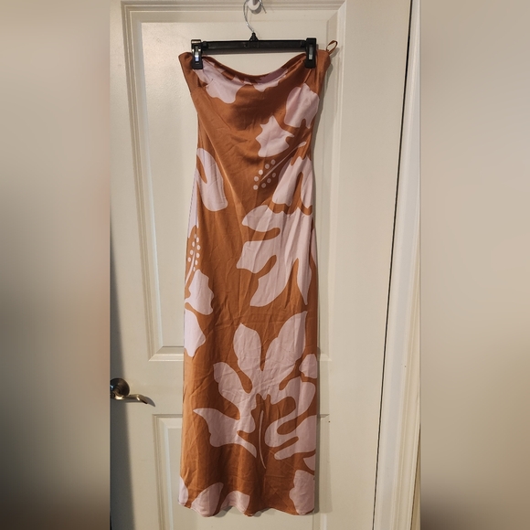 New Hutch Elegant Strapless Column Satin Brown and‎ Pink Floral Dress - Picture 4 of 6